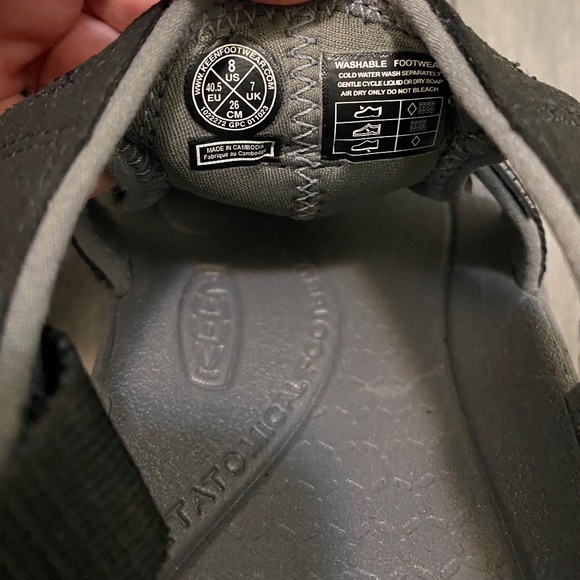 Keen Men's Newport H2 Sandals Size 8 - Picture 9 of 9